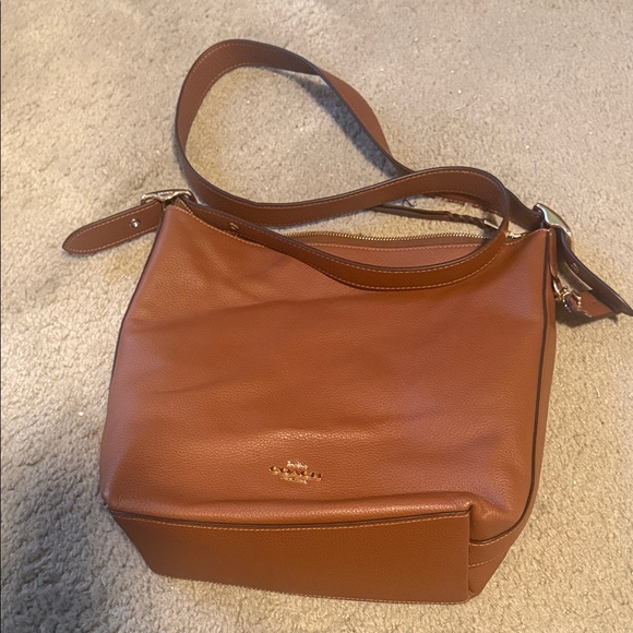Coach Val duffle bag brown pebbled Leather Shoulder Bag